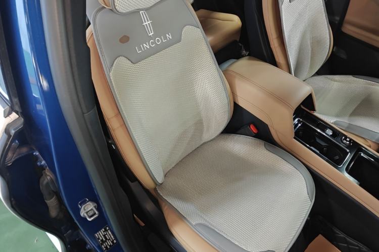 Used Lincoln Corsair 2022 2.0T Two-Wheel Drive Luxury Edition Right Front Seat