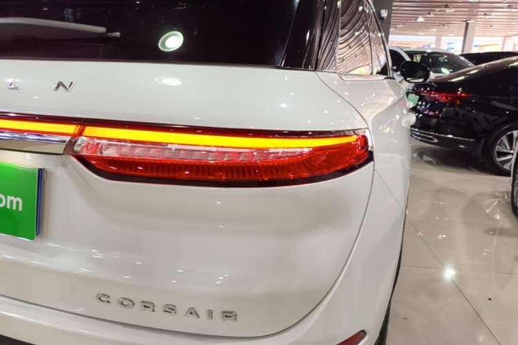 Used Lincoln Corsair 2022 2.0T Two-Wheel Drive Deluxe Edition Right Rear Taillight