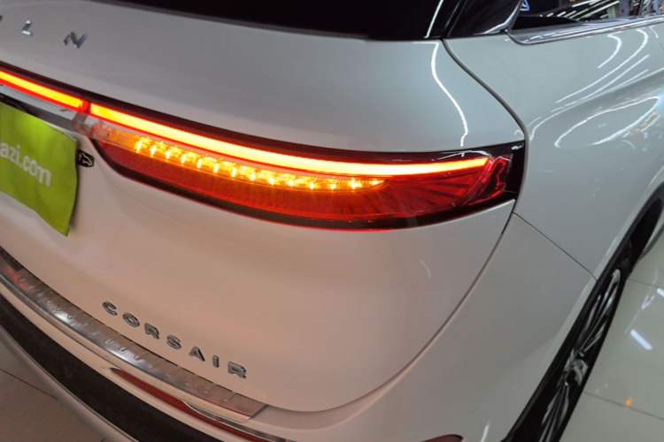 Used Lincoln Corsair 2022 2.0T Two-Wheel Drive Luxury Edition Right Rear Taillight