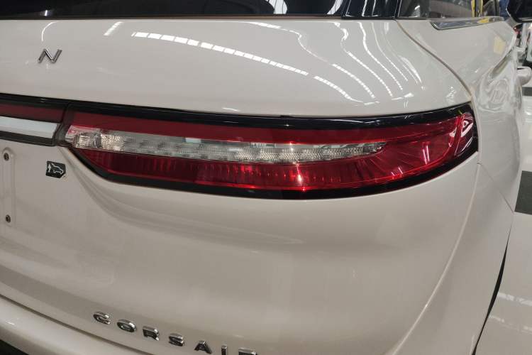 Used Lincoln Corsair 2022 2.0T Two-Wheel Drive Deluxe Edition Right Rear Taillight