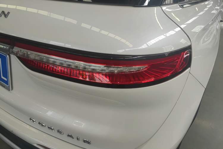 Used Lincoln Corsair 2022 2.0T Two-Wheel Drive Luxury Edition Right Rear Taillight