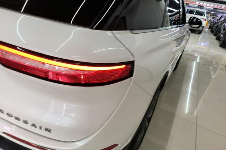 Used Lincoln Corsair 2022 2.0T Two-Wheel Drive Luxury Edition Right Rear Taillight