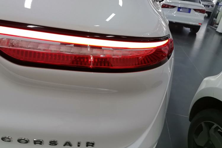 Used Lincoln Corsair 2022 2.0T Two-Wheel Drive Luxury Edition Right Rear Taillight