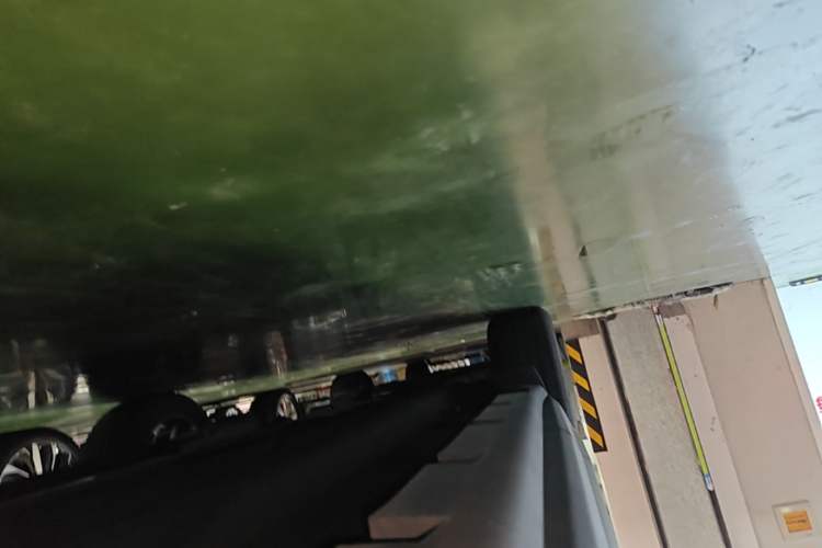 Used Lincoln Corsair 2022 2.0T Two-Wheel Drive Luxury Edition Right Side Sill