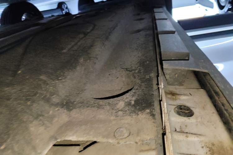 Used Lincoln Corsair 2022 2.0T Two-Wheel Drive Luxury Edition Right Side Sill