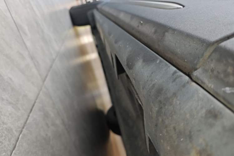 Used Lincoln Corsair 2022 2.0T Two-Wheel Drive Deluxe Edition Right Side Sill