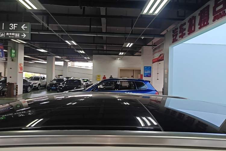 Used Lincoln Corsair 2022 2.0T Two-Wheel Drive Luxury Edition Roof