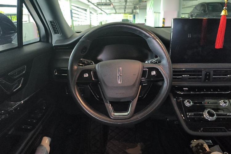 Used Lincoln Corsair 2022 Revised Version 2.0T Two-Wheel Drive Premium Edition Steering Wheel