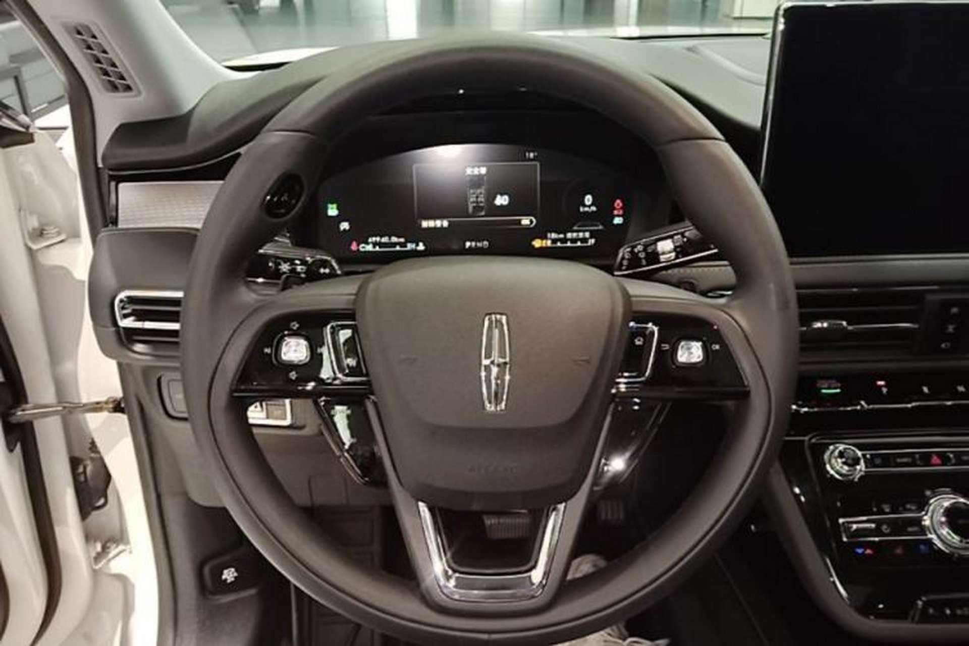 Used Lincoln Corsair 2022 2.0T Two-Wheel Drive Luxury Edition Steering Wheel