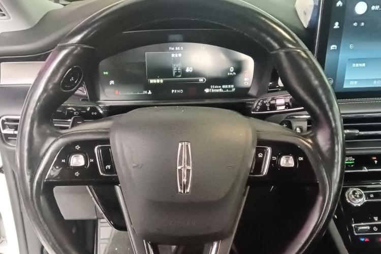 Used Lincoln Corsair 2022 2.0T Two-Wheel Drive Deluxe Edition Steering Wheel
