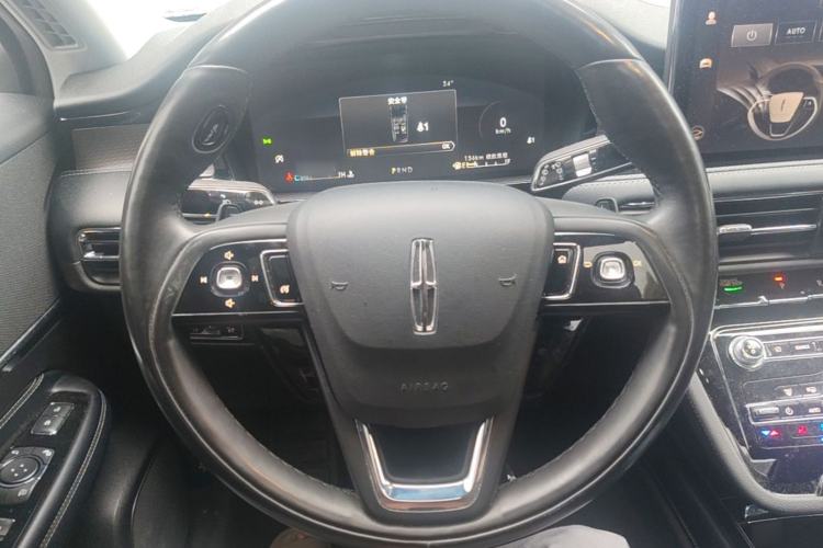 Used Lincoln Corsair 2022 2.0T Two-Wheel Drive Deluxe Edition Steering Wheel