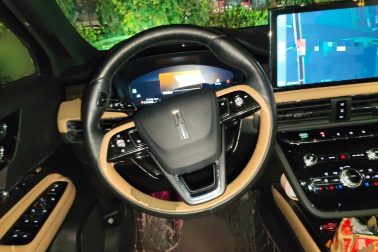 Used Lincoln Corsair 2022 2.0T Two-Wheel Drive Luxury Edition Steering Wheel