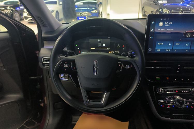 Used Lincoln Corsair 2022 2.0T Two-Wheel Drive Deluxe Edition Steering Wheel