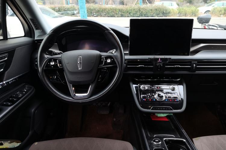 Used Lincoln Corsair 2022 2.0T Two-Wheel Drive Luxury Edition Steering Wheel