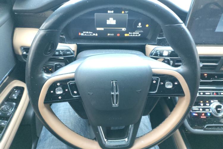 Used Lincoln Corsair 2022 Revised Version 2.0T Two-Wheel Drive Luxury Edition Steering Wheel