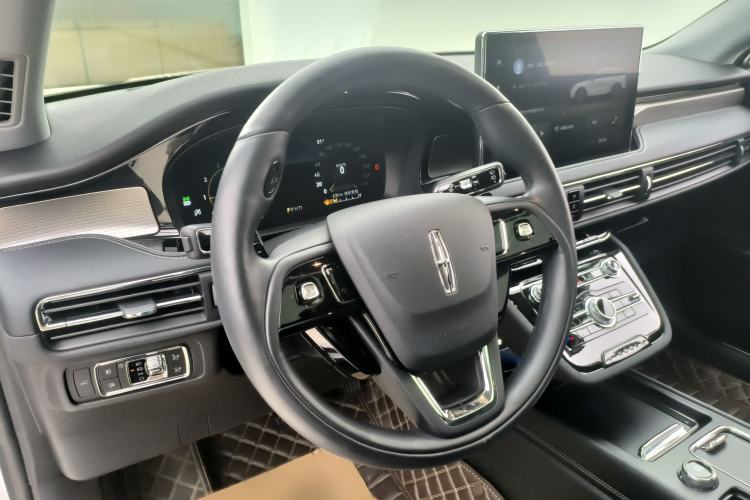 Used Lincoln Corsair 2022 2.0T Two-Wheel Drive Luxury Edition Steering Wheel
