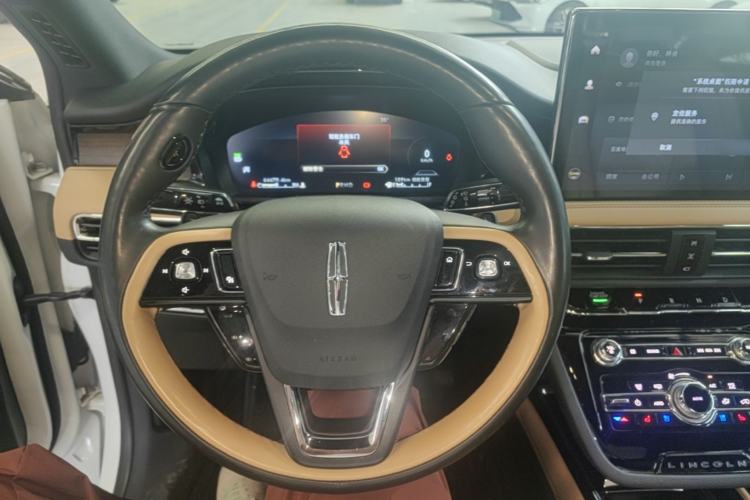 Used Lincoln Corsair 2022 2.0T Two-Wheel Drive Luxury Edition Steering Wheel