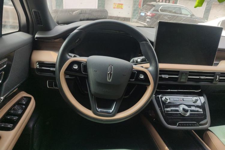 Used Lincoln Corsair 2022 Revised Version 2.0T Two-Wheel Drive Premium Edition Steering Wheel