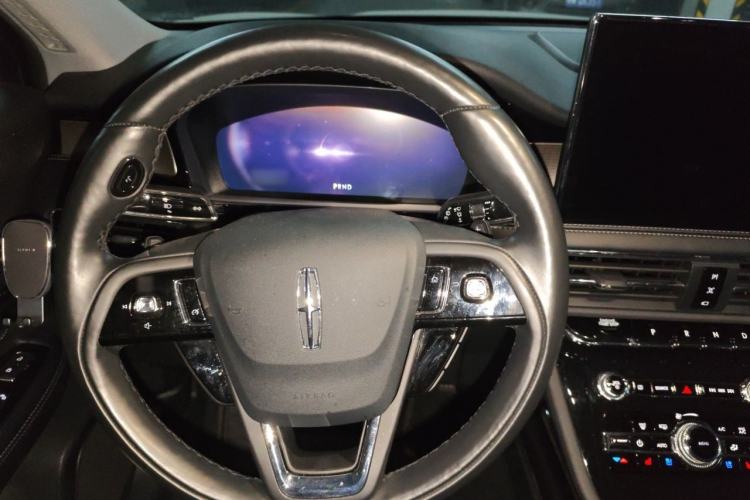 Used Lincoln Corsair 2022 Revised Version 2.0T Two-Wheel Drive Premium Edition Steering Wheel