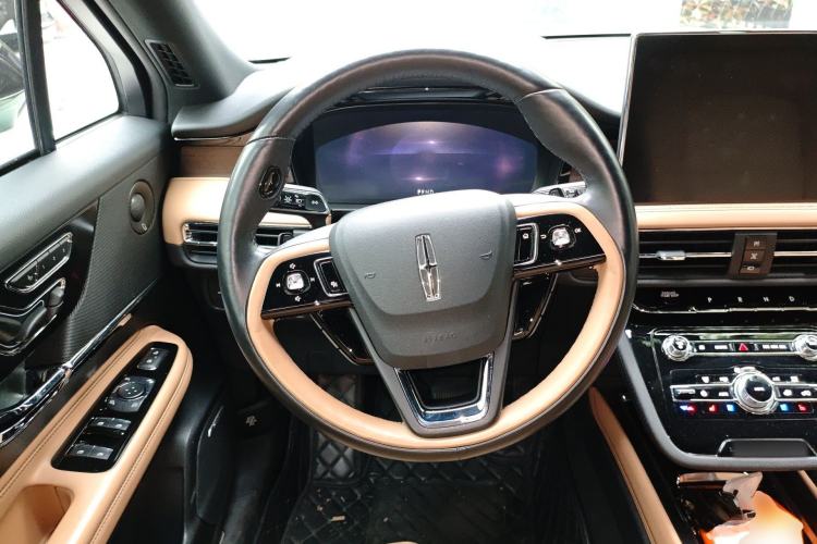 Used Lincoln Corsair 2022 2.0T Four-Wheel Drive Prestige Edition Steering Wheel