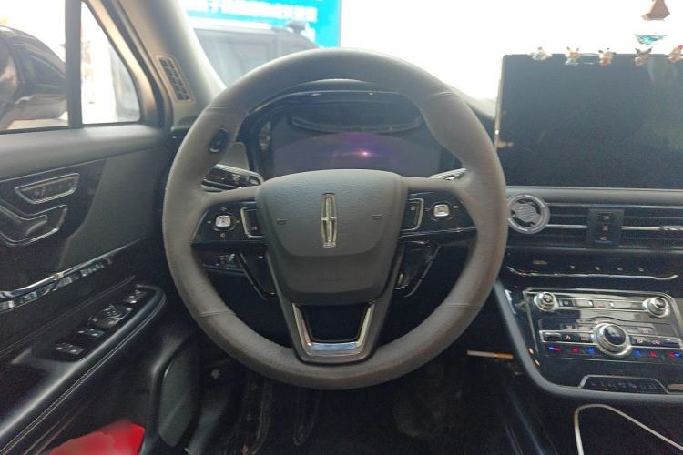 Used Lincoln Corsair 2022 2.0T Two-Wheel Drive Deluxe Edition Steering Wheel