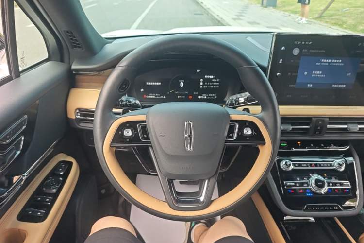 Used Lincoln Corsair 2022 2.0T Two-Wheel Drive Luxury Edition Steering Wheel