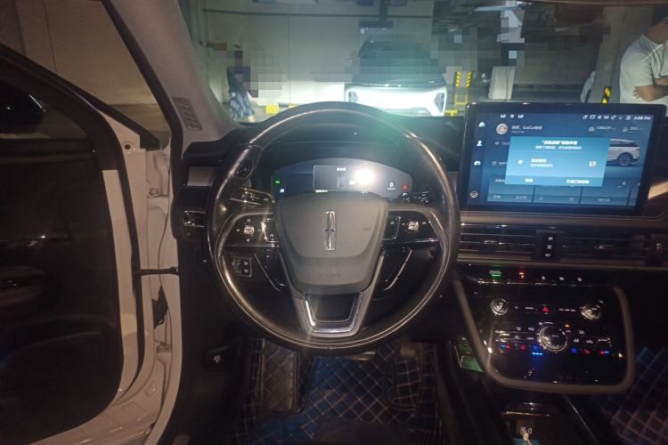Used Lincoln Corsair 2022 2.0T Two-Wheel Drive Deluxe Edition Steering Wheel