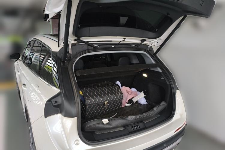 Used Lincoln Corsair 2022 Revised Version 2.0T Two-Wheel Drive Premium Edition Trunk