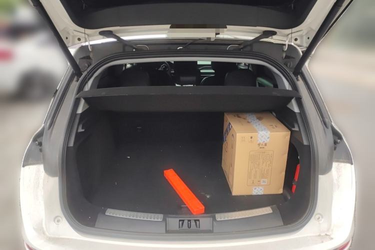 Used Lincoln Corsair 2022 2.0T Two-Wheel Drive Deluxe Edition Trunk
