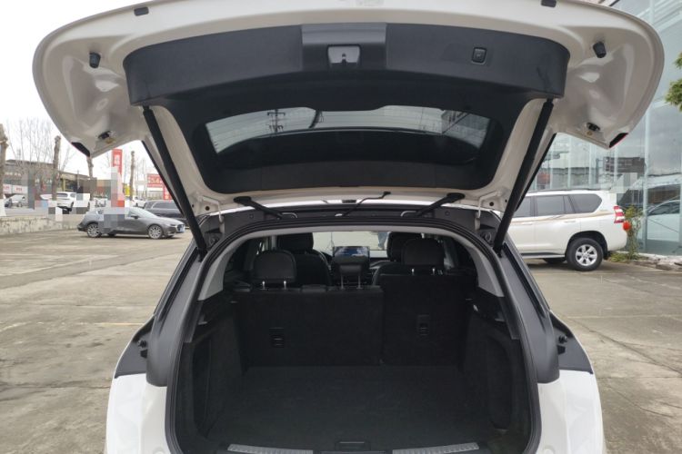 Used Lincoln Corsair 2022 2.0T Two-Wheel Drive Luxury Edition Trunk