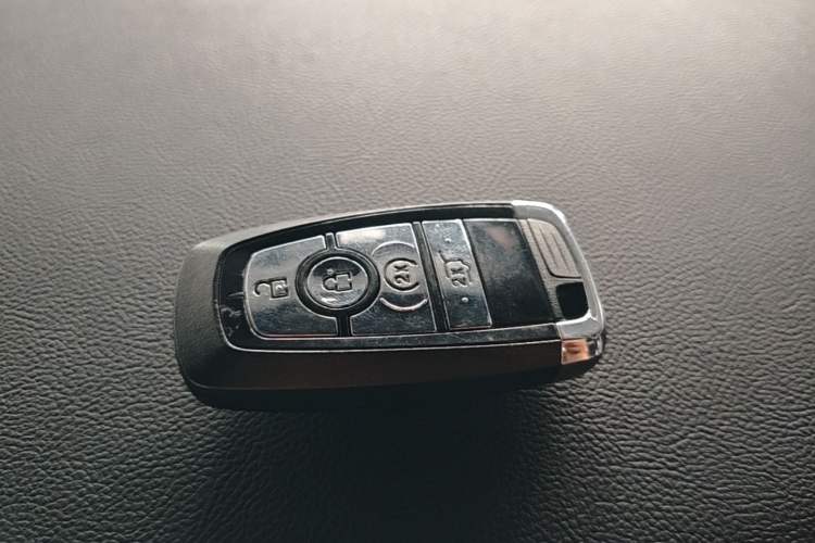 Used Lincoln Corsair 2022 2.0T Two-Wheel Drive Luxury Edition Vehicle Key