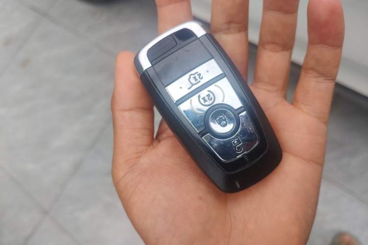 Used Lincoln Corsair 2022 2.0T Two-Wheel Drive Deluxe Edition Vehicle Key