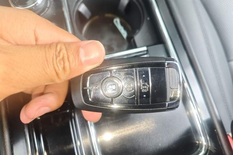 Used Lincoln Corsair 2022 2.0T Two-Wheel Drive Deluxe Edition Vehicle Key