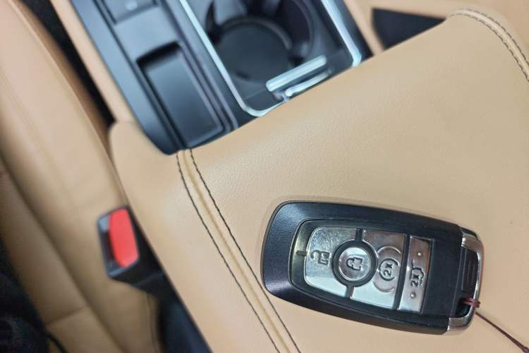 Used Lincoln Corsair 2022 Revised Version 2.0T Two-Wheel Drive Luxury Edition Vehicle Key