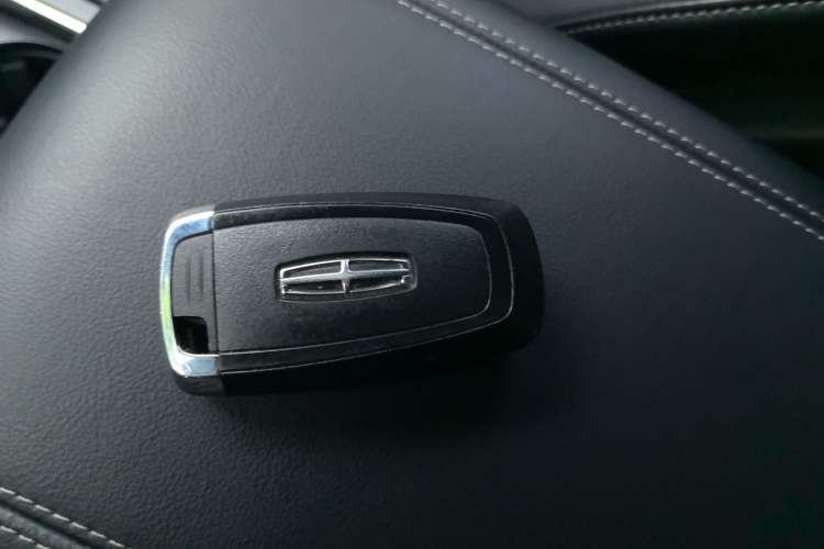 Used Lincoln Corsair 2022 2.0T Two-Wheel Drive Luxury Edition Vehicle Key