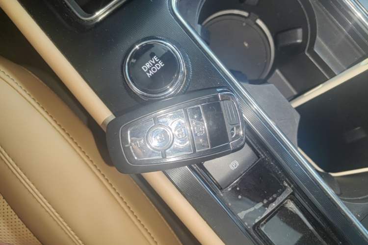 Used Lincoln Corsair 2022 2.0T Two-Wheel Drive Luxury Edition Vehicle Key