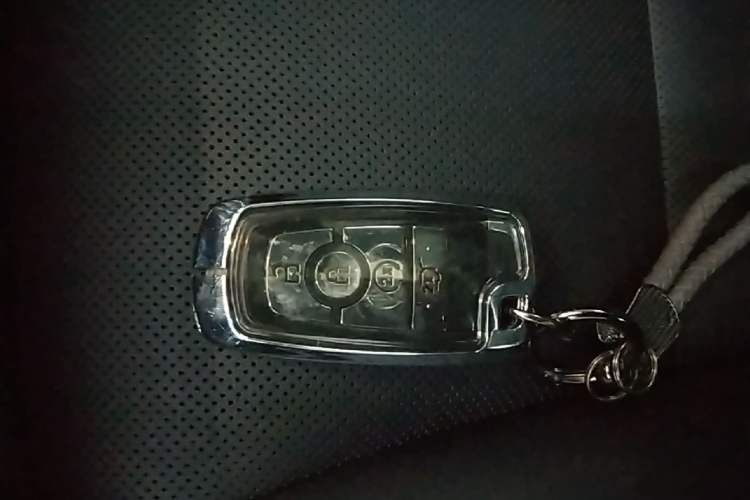 Used Lincoln Corsair 2022 2.0T Two-Wheel Drive Deluxe Edition Vehicle Key
