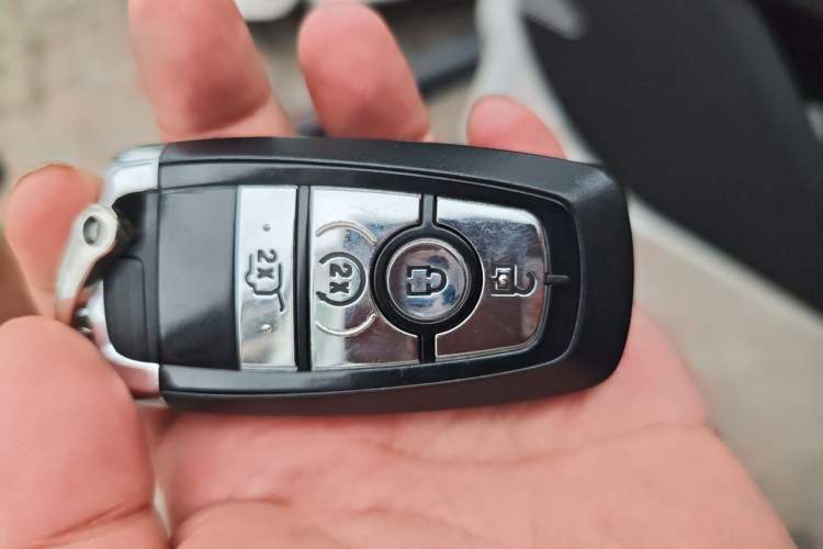 Used Lincoln Corsair 2022 2.0T Two-Wheel Drive Deluxe Edition Vehicle Key