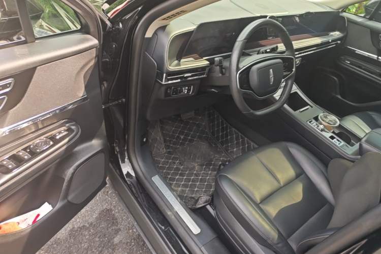 Used Lincoln Corsair 2023 2.0T Two-Wheel Drive Luxury Edition Driver Seat