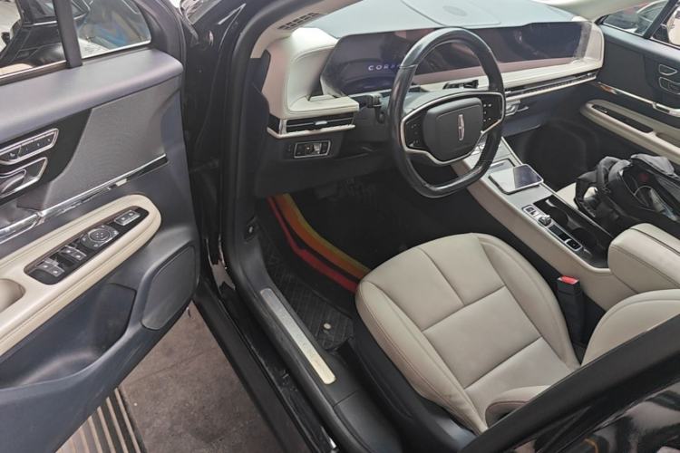 Used Lincoln Corsair 2023 2.0T Two-Wheel Drive Luxury Edition Driver Seat