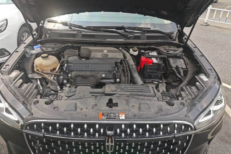 Used Lincoln Corsair 2023 2.0T Two-Wheel Drive Luxury Edition Engine Bay