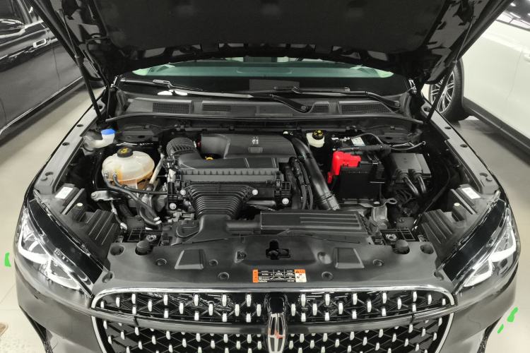 Used Lincoln Corsair 2023 2.0T Two-Wheel-Drive Luxury Edition Engine Bay
