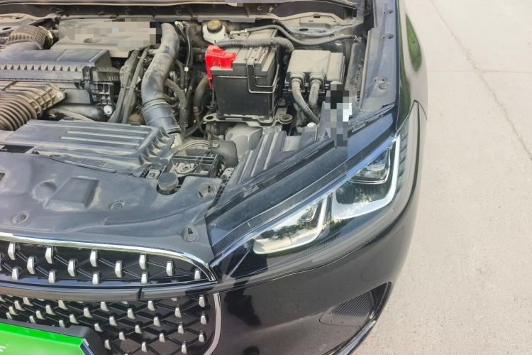 Used Lincoln Corsair 2023 2.0T Two-Wheel-Drive Luxury Edition Engine Bay Left