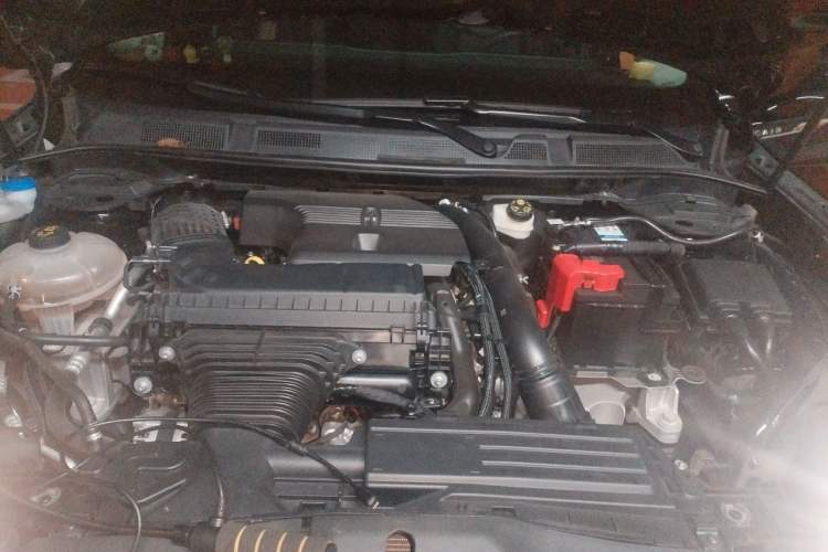 Used Lincoln Corsair 2023 2.0T Two-Wheel Drive Luxury Edition Engine Bay