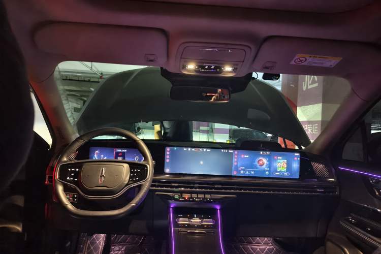 Used Lincoln Corsair 2023 2.0T Two-Wheel Drive Luxury Edition Headliner