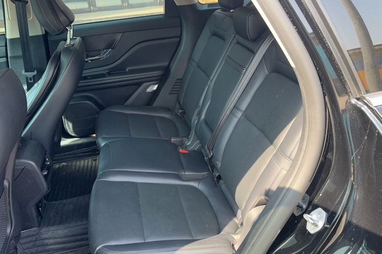 Used Lincoln Corsair 2023 2.0T Two-Wheel Drive Luxury Edition Interior 1