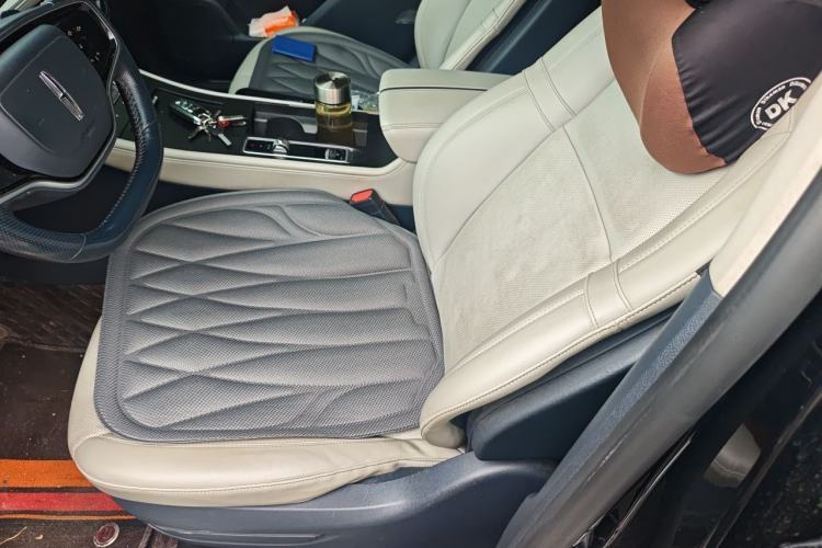 Used Lincoln Corsair 2023 2.0T Two-Wheel-Drive Luxury Edition Left Front Seat