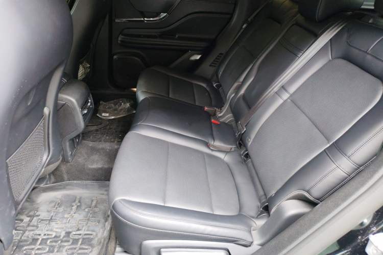 Used Lincoln Corsair 2023 2.0T Two-Wheel-Drive Luxury Edition Left Rear Seat