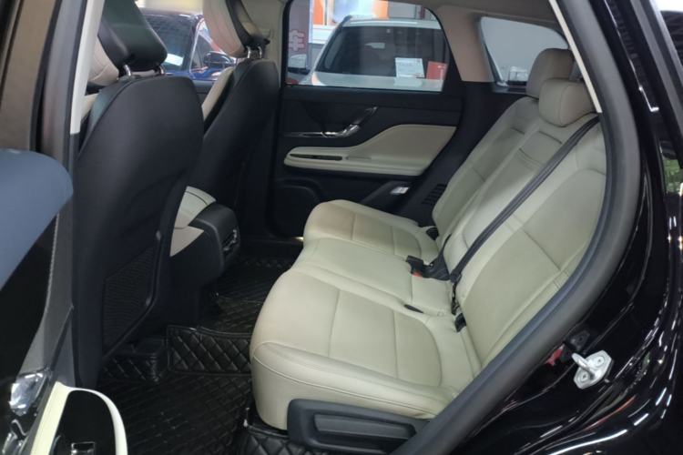 Used Lincoln Corsair 2023 2.0T Two-Wheel Drive Luxury Edition Left Rear Seat