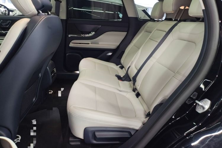 Used Lincoln Corsair 2023 2.0T Two-Wheel Drive Luxury Edition Left Rear Seat